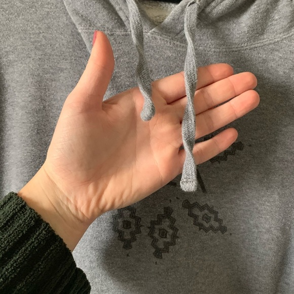 RVCA Hoodie - Picture 9 of 9